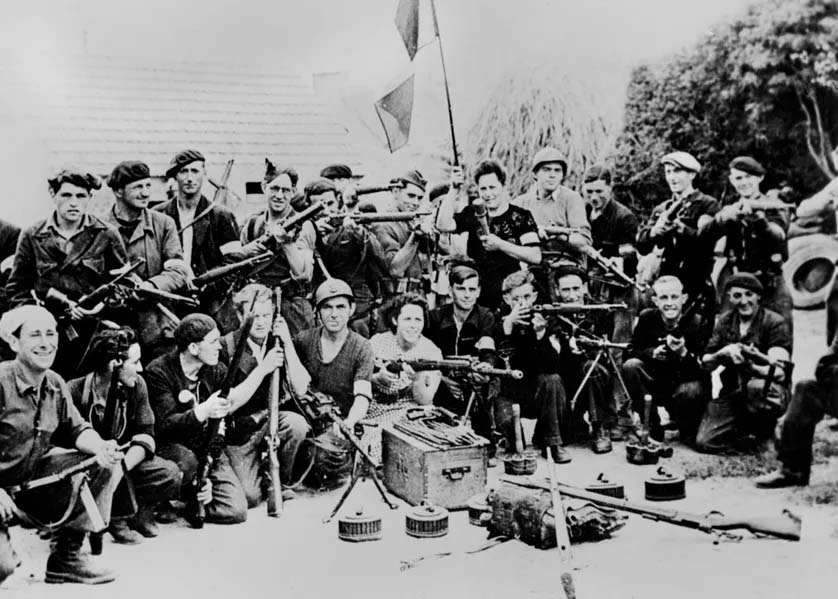 Corrèze : 53 années de porte-drapeau - La voix du gendarme